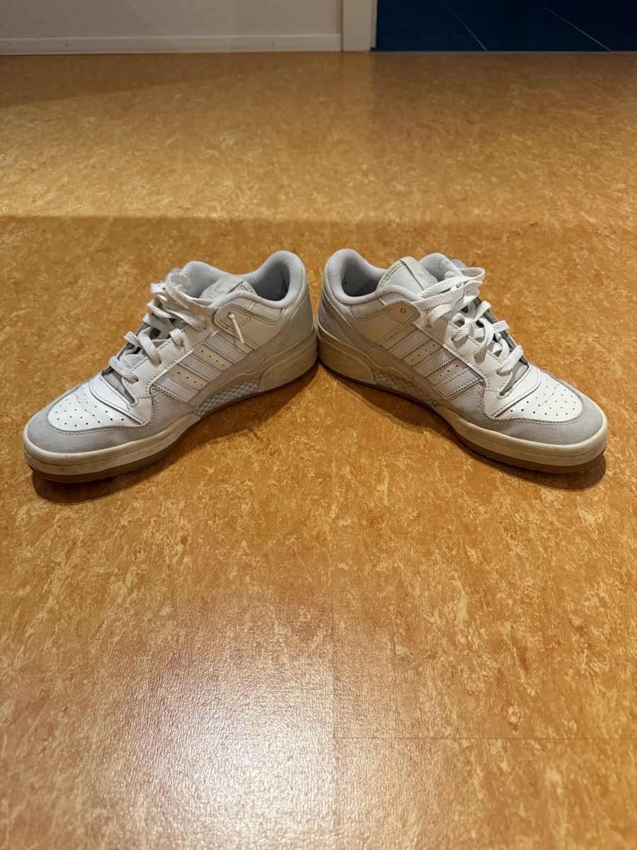 Adidas Herrenschuhe: Adidas Sneaker Forum Low – Gebraucht aus Weite von fabian.stoeber 2