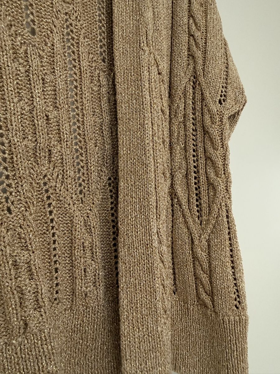 C&A Giacche: C&A Strickjacke, beige mit Goldfaden, Grösse S  – Usato da Hergiswil NW venduto da Labello01 1