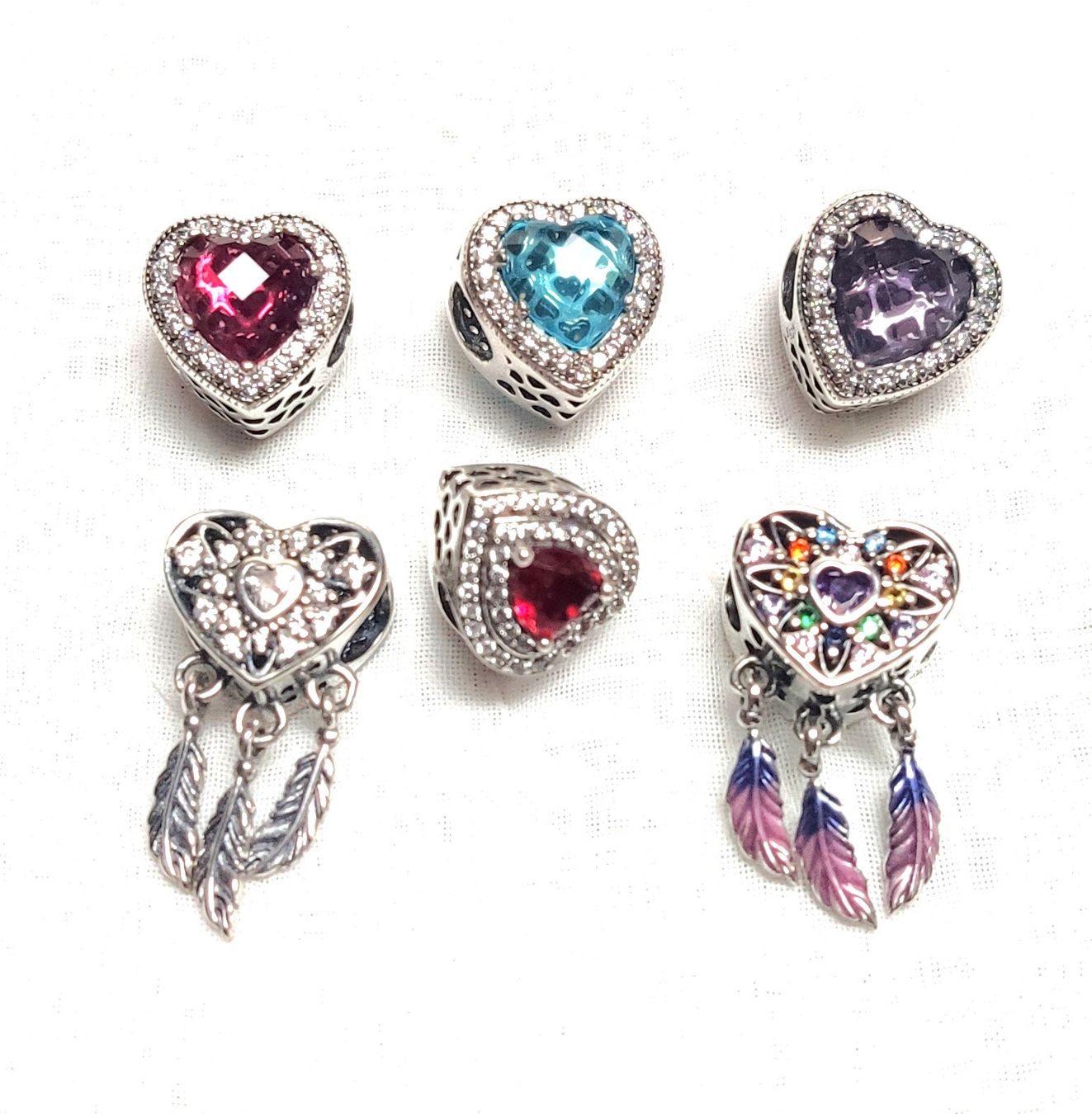Ciondoli: Charm cœur compatible avec bracelet. – Nuovo e nell'imballaggio originale da Lamboing venduto da qtr_5sg5