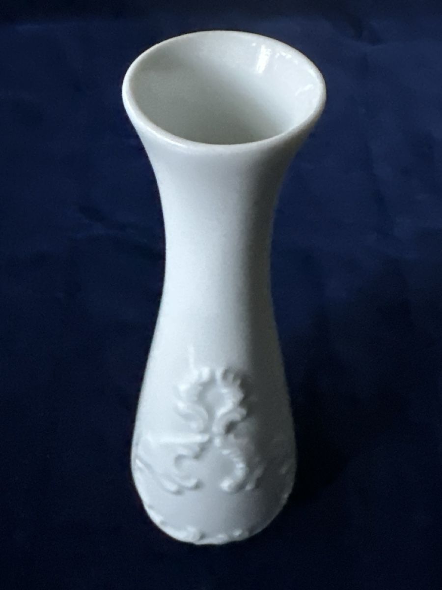Vintage KPM Royal Bavaria Vase, weiss, Handarbeit, Top! (Gebraucht) in Zürich für CHF 12 – mit Lieferung auf Ricardo kaufen