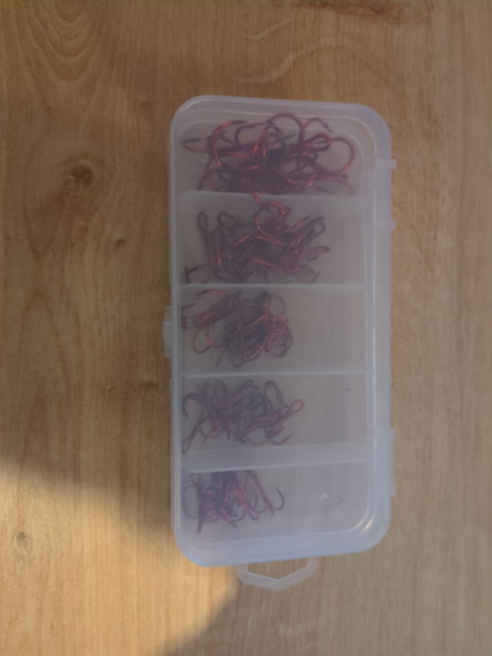 Ami: Hameçons rouges pour la pêche – Usato da Corminboeuf venduto da MrGP87 1