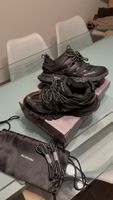 Balenciaga track taille 42