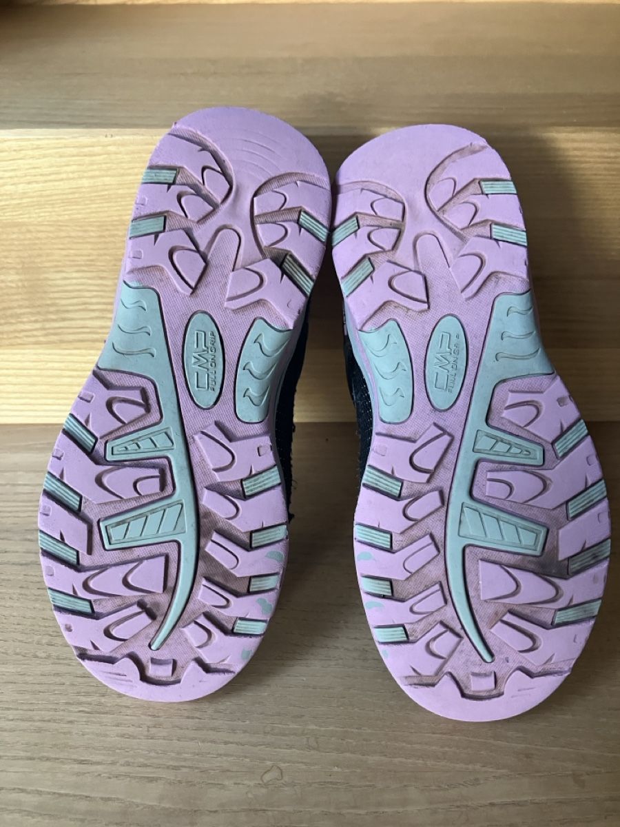 CMP Scarpe per ragazze: Trekkingschuhe und Sketchers 33/34 – Usato da Filzbach venduto da Westen1244 4