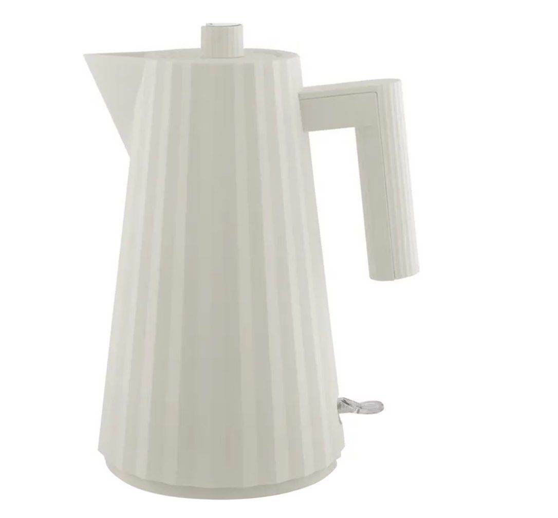 Alessi Bollitori: Alessi Plisse Wasserkocher 1.7l – Usato da Rothenburg venduto da sell-to-move