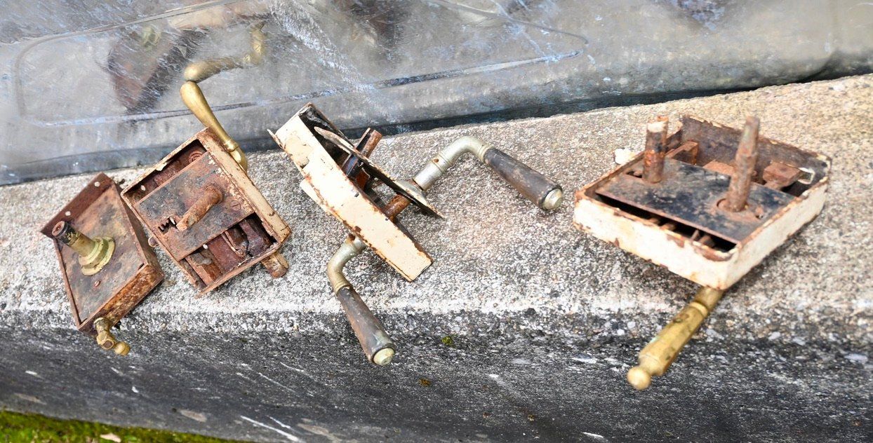 Lucchetti: 4 antike Schlösser ohne Schlüssel – Usato da Pfaffhausen venduto da mono_rec 9