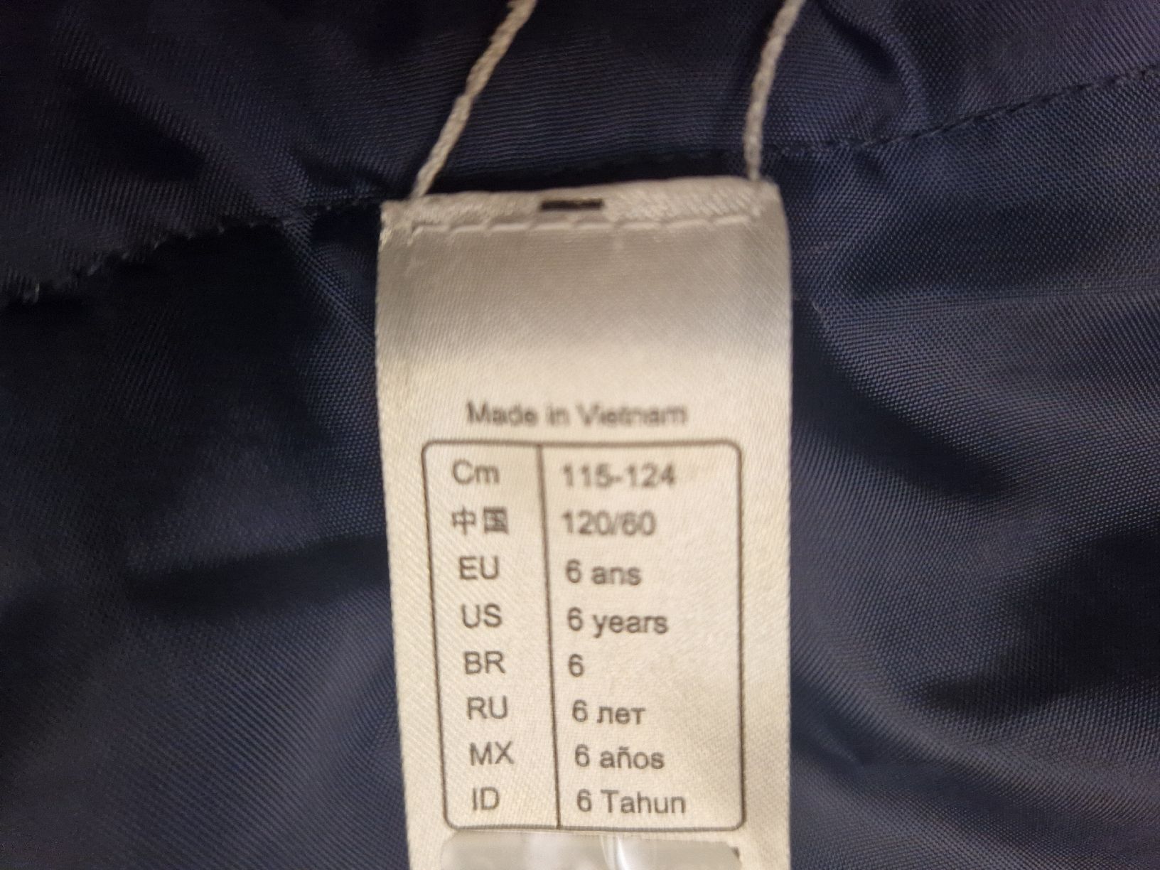 Decathlon Giacche & Cappotti: Quechua Übergangsjacke Gr.122 – Usato da Zürich venduto da Nis96e 3