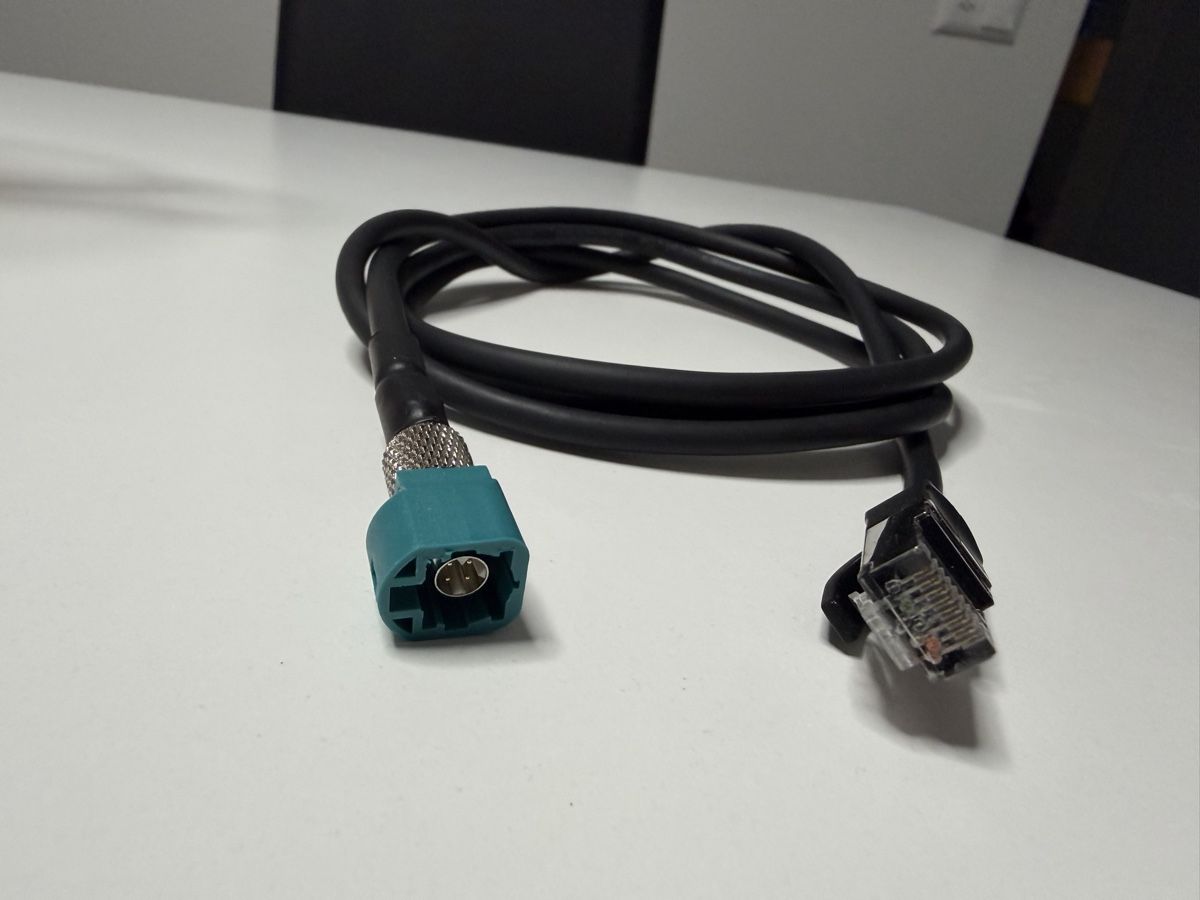 Tesla Cavi:  Diagnose-Servicekabel Ethernet Tesla Model S / X 1013230-00 – Usato da Beckenried venduto da chef3945