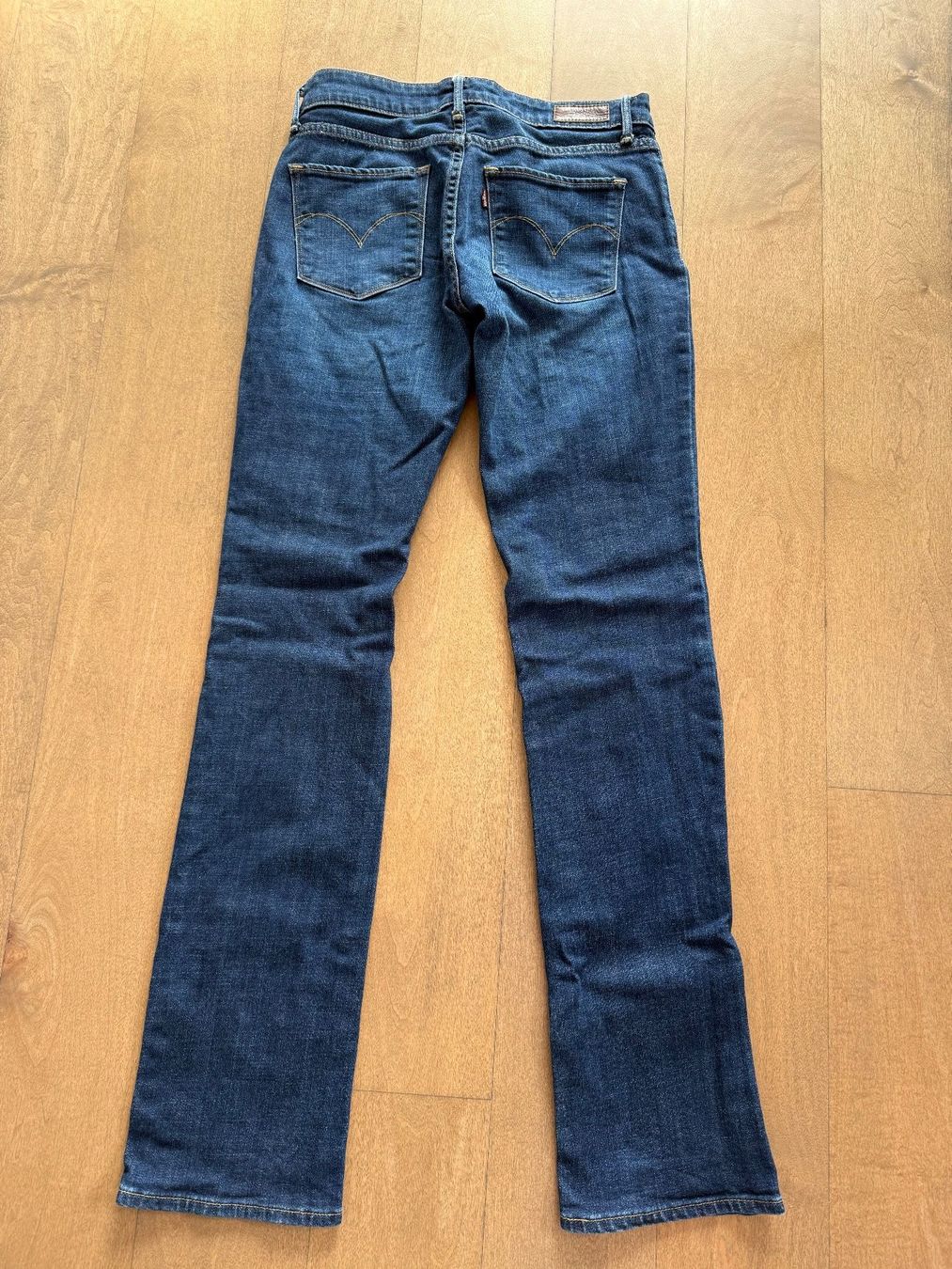 Levi's Jeans: Levis - Straight Leg Demi Curve Gr. 26 – Gebraucht aus Meilen von kleisi01 1