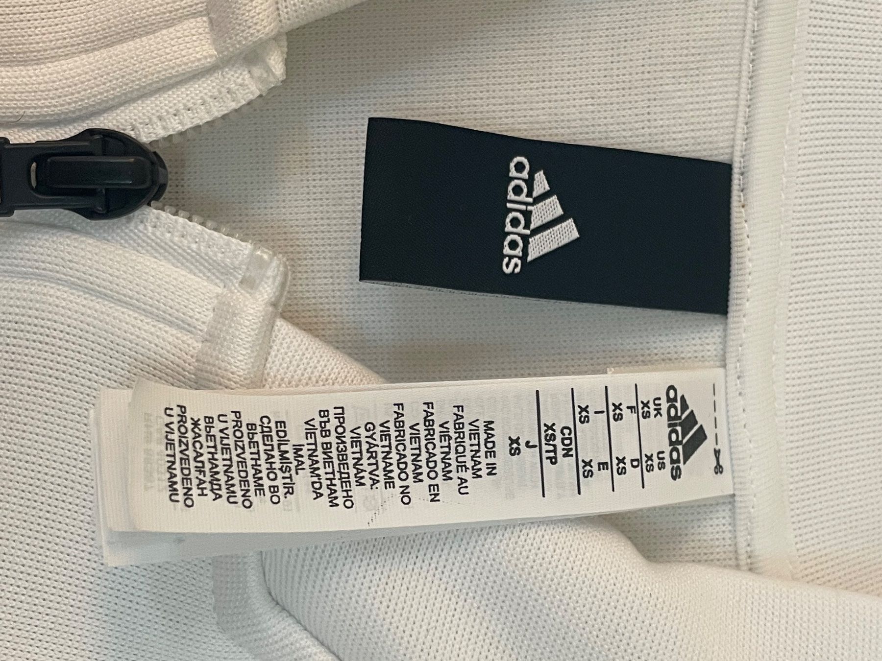 Adidas Jacken & Mäntel: Fussball Trainingsjacke Deutschland – Gebraucht aus Zollikon von Tarantoga 3
