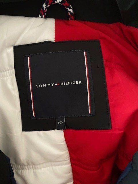 Giacche & Cappotti: Veste hiver Tommy Hilfiger taille 152 – Usato da Sugnens venduto da PixelPanda1 2