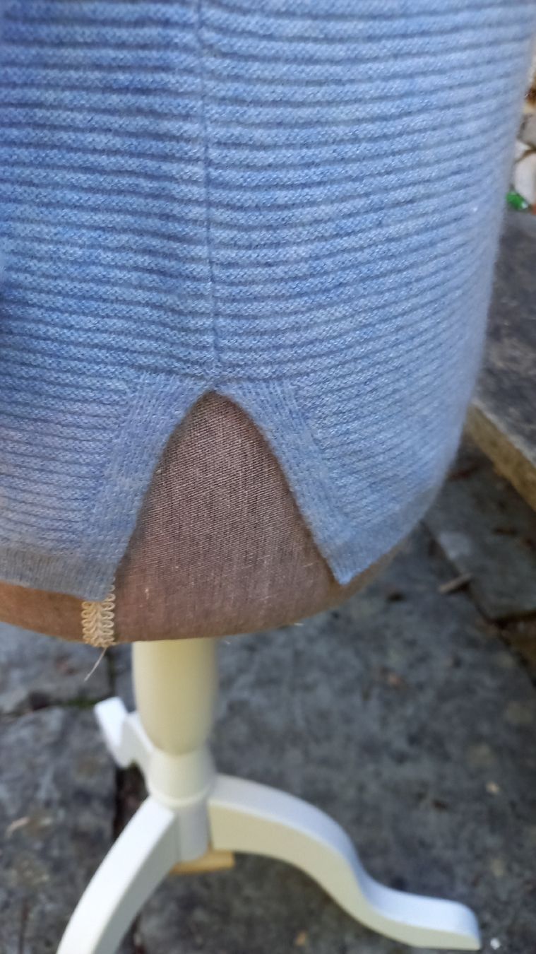 Maglioni & Felpe: Pullover Enrico Rosselli Kaschmir hellblau Grösse S  – Usato da St. Gallen venduto da Otterndorf 1