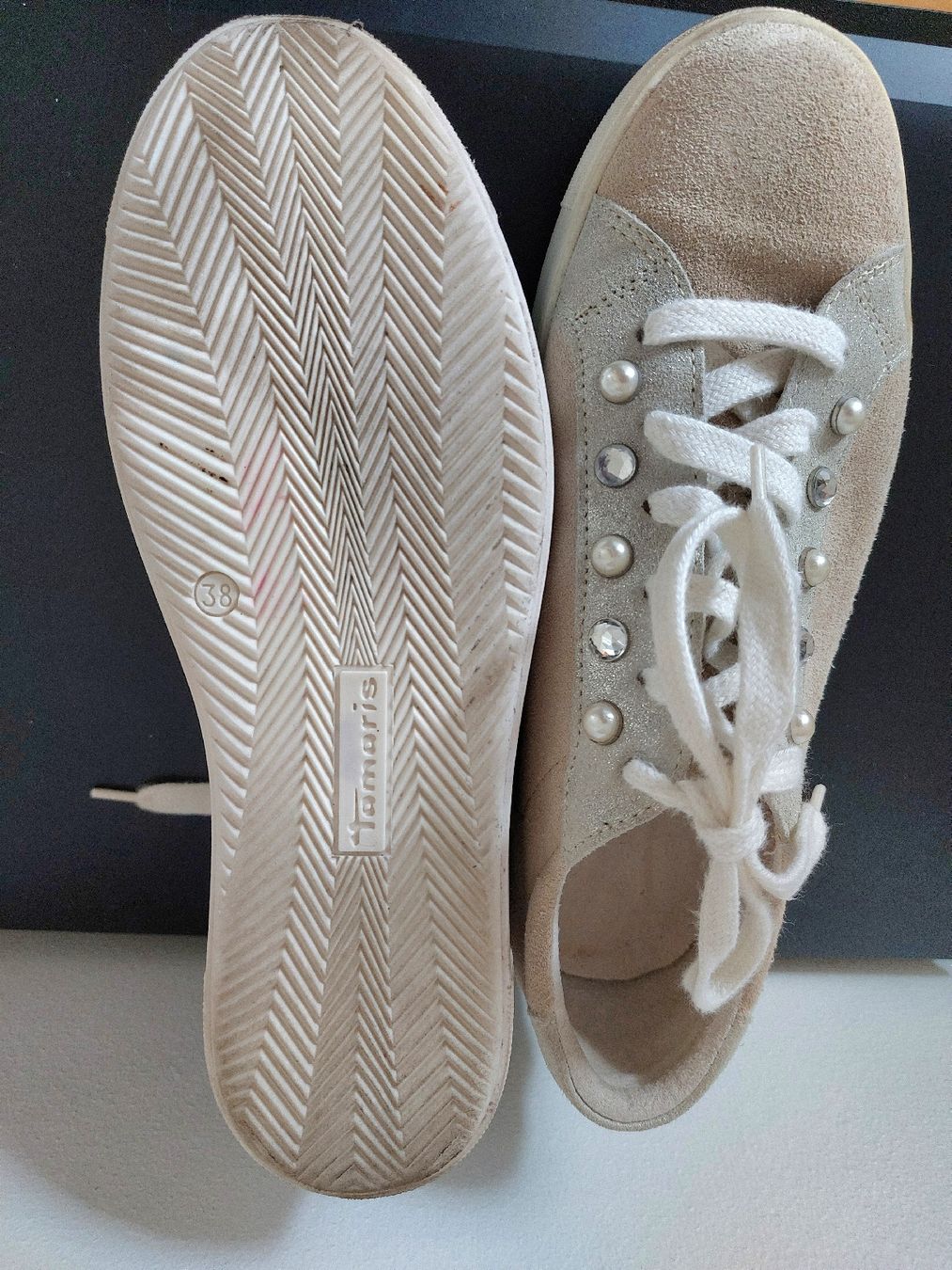 Tamaris Scarpe da donna: Trendy Sneaker Echt Leder Tamaris Gr.38 – Nuovo (secondo la descrizione) da Balsthal venduto da Trendline55 5