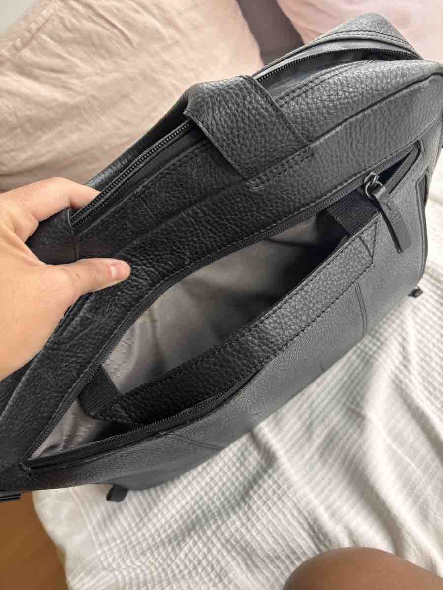 Koffer & Taschen: Laptoptasche schwarz echt Leder – Gebraucht aus Zürich von Tcmel 9
