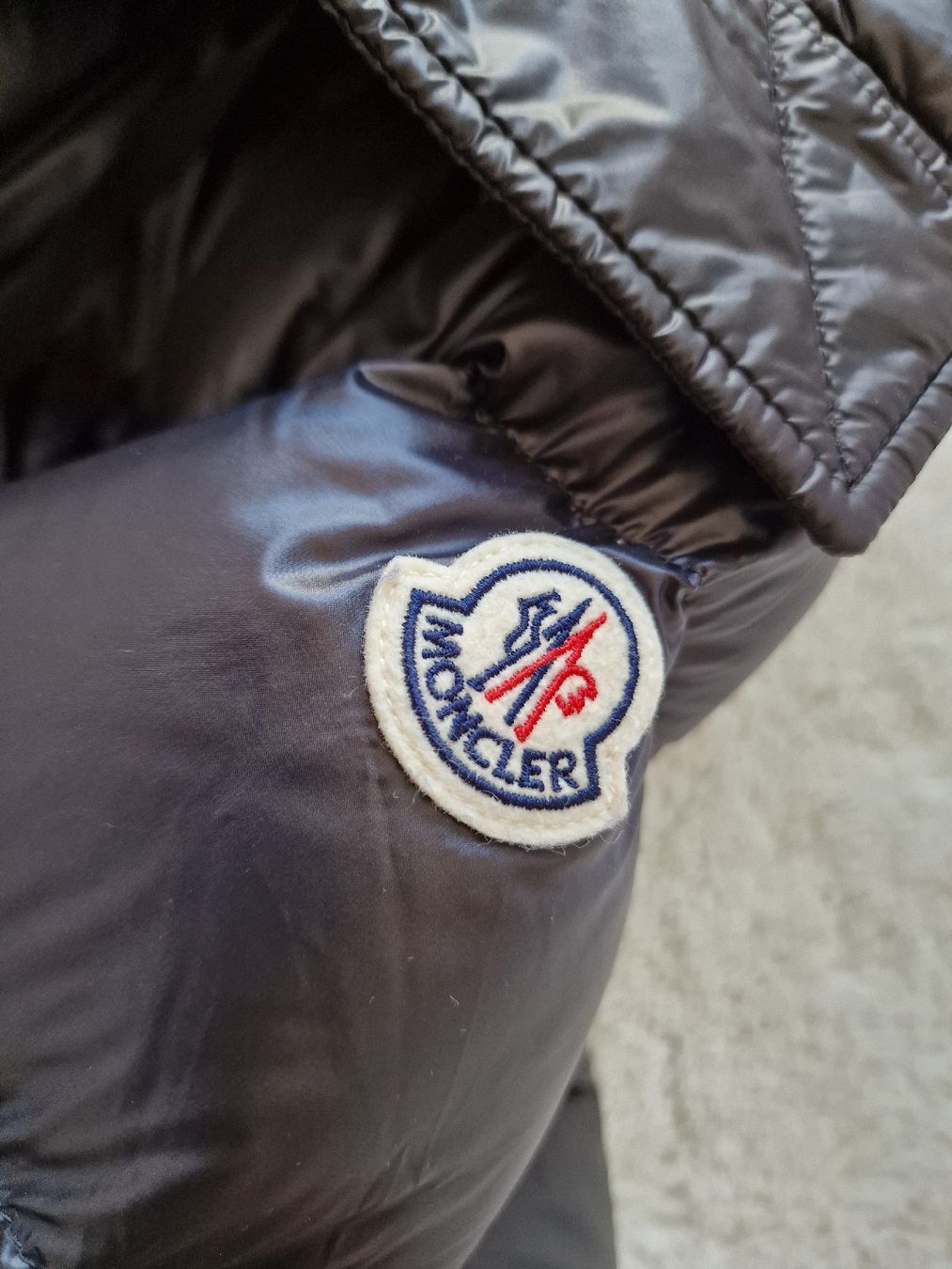 Moncler Giacche: Doudoune longue Moncler "Suyen" – Nuovo (secondo la descrizione) da Yverdon-les-Bains venduto da Scmps 3