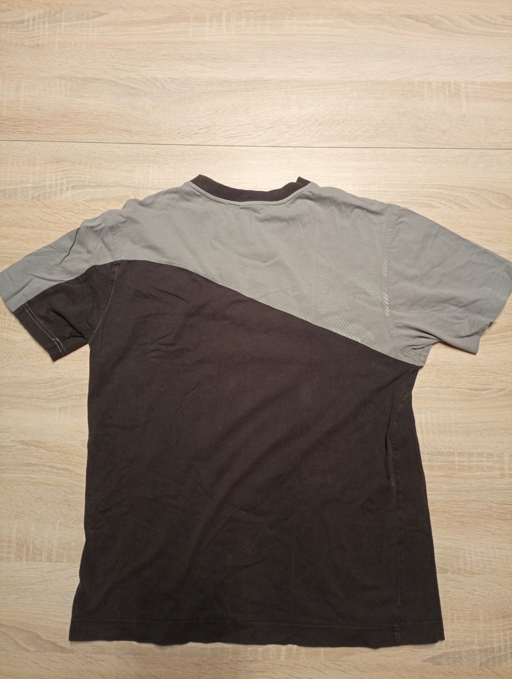 Billabong T-shirt: T-shirt Billabong taille M – Usato da Vullierens venduto da Saway 1