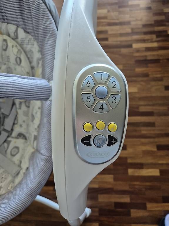 Sdraiette & Sdraiette a dondolo: Graco Glider Lite – Usato da Chêne-Bougeries venduto da nickgreg