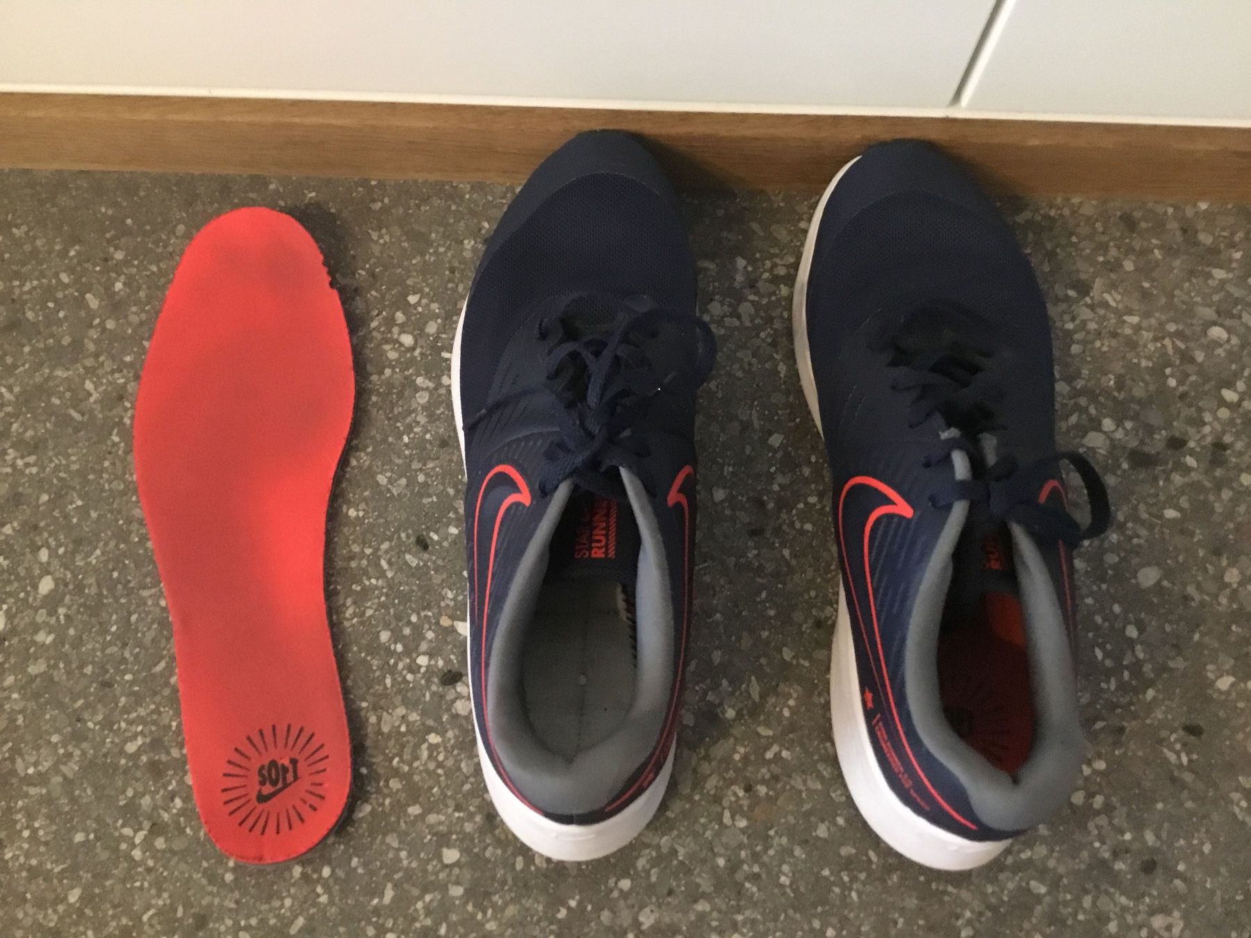 Nike Scarpe da uomo: Nike Turnschuhe, Gr. 40 – Usato da Chur venduto da Jacky17 4