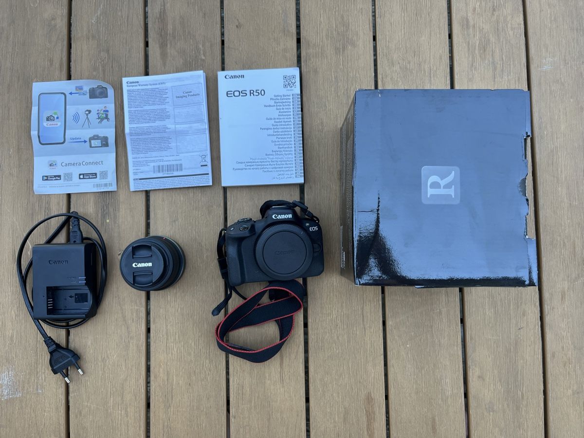 Canon Fotocamera: Canon EOS R50 inklusive 18-45mm Objektiv – Usato da Stäfa venduto da jol_rn6c 1