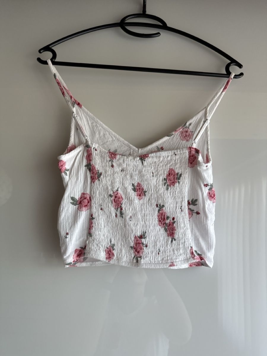 H&M Top: H&M Top Grösse XS mit Blumenmuster bauchfrei – Usato da Buchs AG venduto da Dasmusstduhaben 3