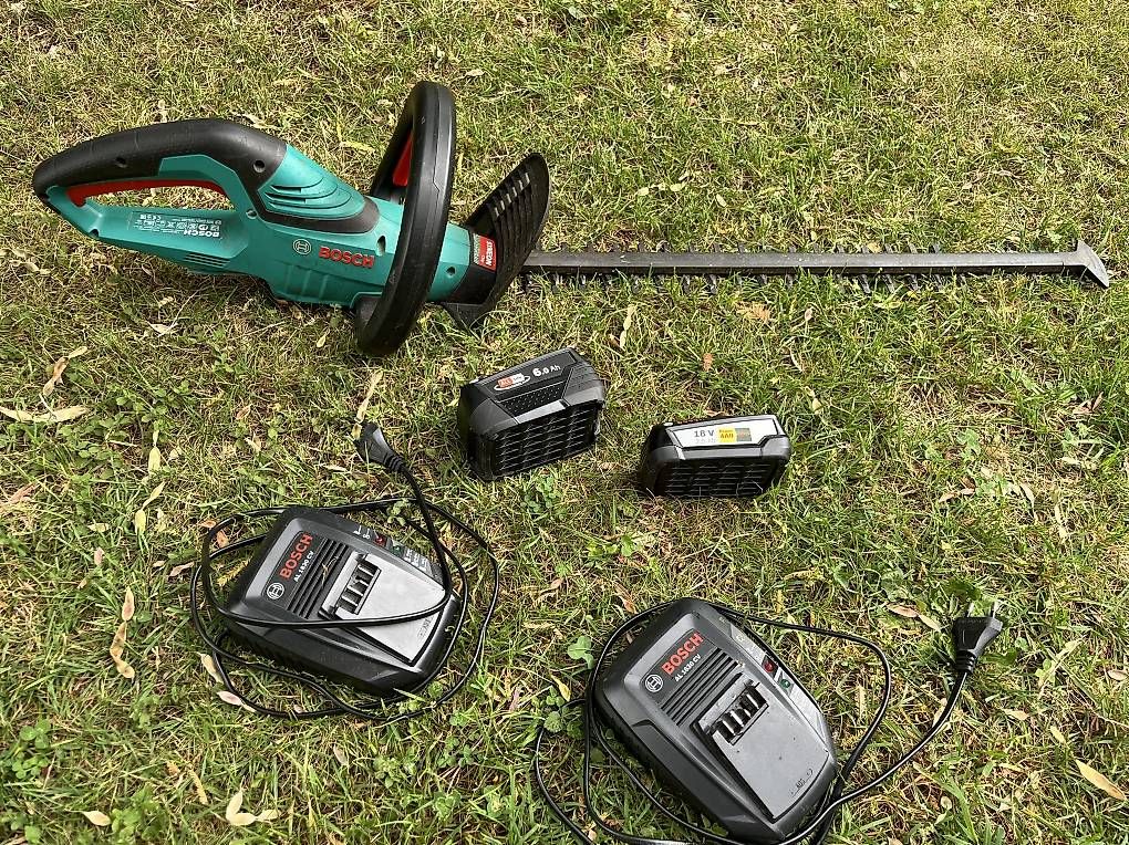 Tous les outils: Batterie – D'occasion à Cavigliano par sciacallo73