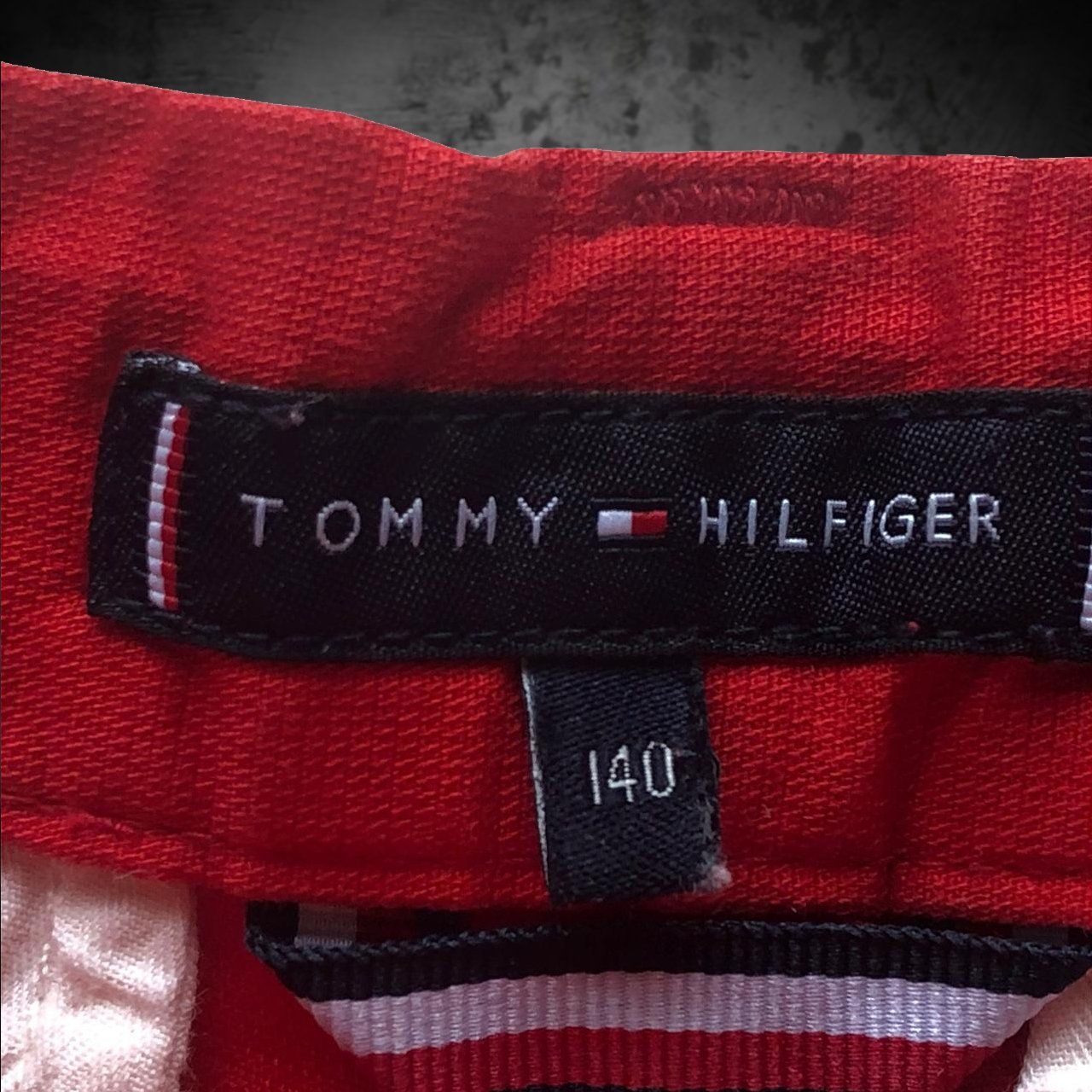 Tommy Hilfiger Pantaloni: Short Tommy Hilfiger Red Boy 140 – Usato da Genève venduto da ang_7j7j 5