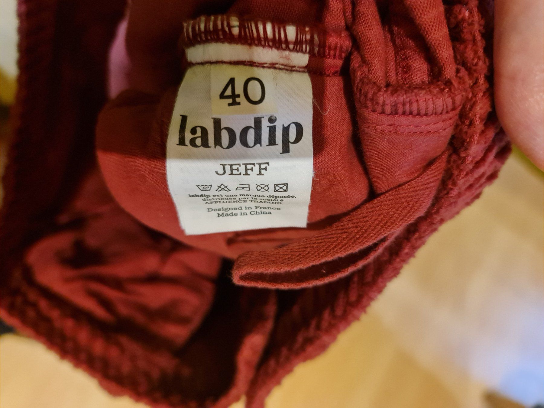Pantaloni: Cordhose Labdip Modell Jeff Bordeaux – Nuovo (secondo la descrizione) da Würenlos venduto da mbe_6c7v 3