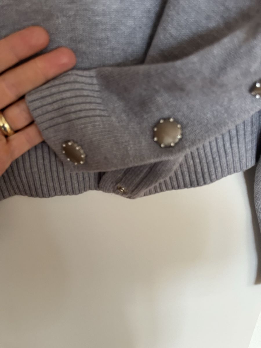 Maglioni & Felpe: Cropped Strickpullover, neu, grau, Gr. TU - Kuschelig – Nuovo e nell'imballaggio originale da Wädenswil venduto da Iana32 2