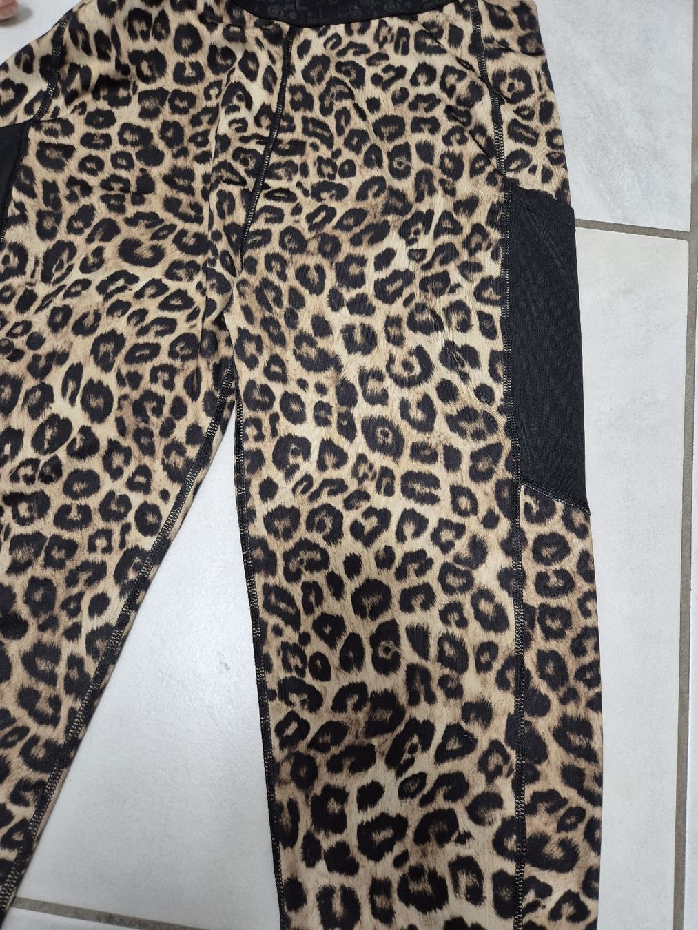 Kooples Leggings: The Kooples Leggins Leopard – Usato da Volketswil venduto da 2000ra 2