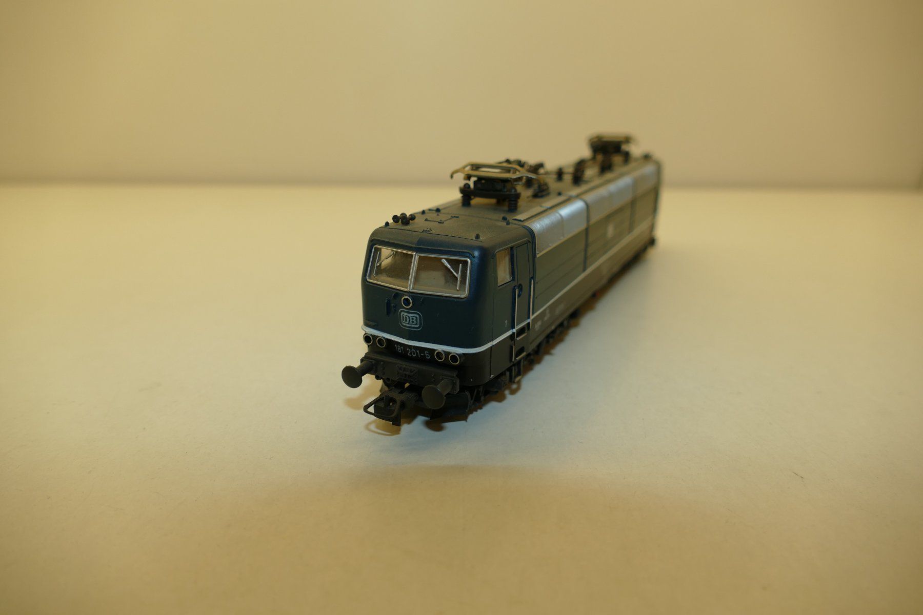 Roco Modelleisenbahnen: Roco H0: DB Elektrolok BR181 – Gebraucht aus Niederhasli von rail-duerst 1