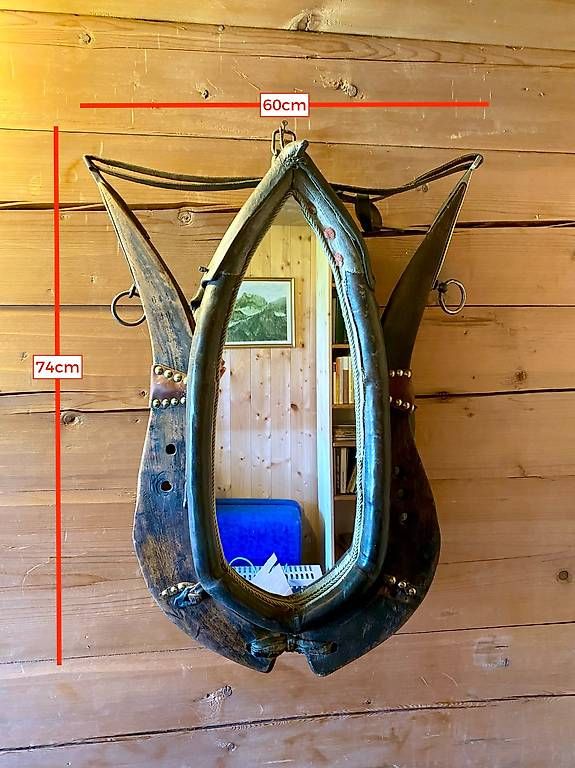 Specchi: Alter Spiegel mit Pferdekummet – Usato da Furna venduto da rebecca.lakomy