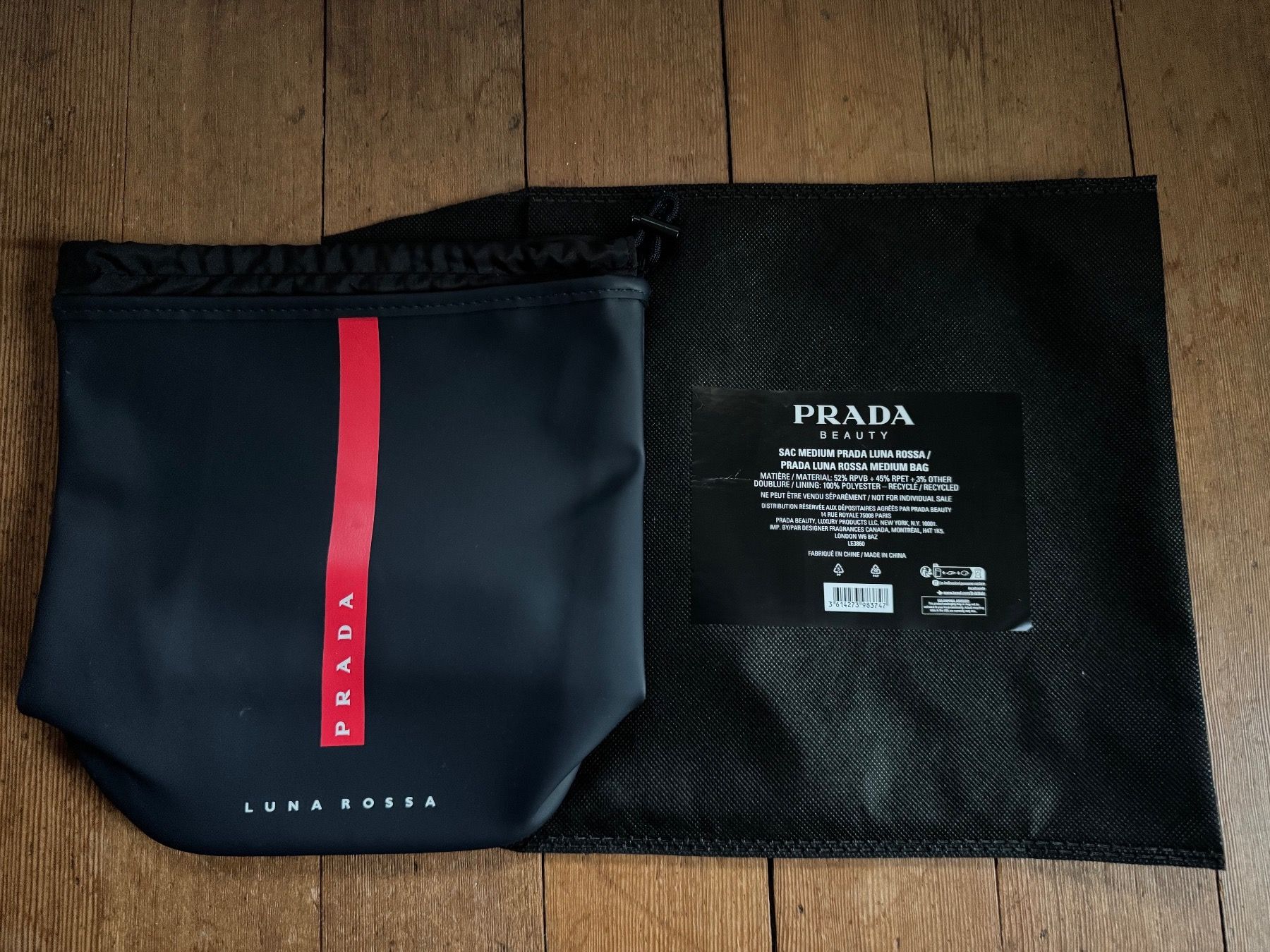 Prada Custodie per cosmetici: prada luna rossa necessaire sac bag waterproof – Nuovo e nell'imballaggio originale da wädenswil venduto da 112345