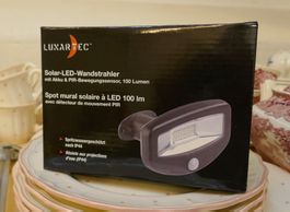 Solar-LED-Wandstrahler von LUNARTEC