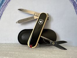 VICTORINOX - Classic Limited Edition 2020 - Skateboarding