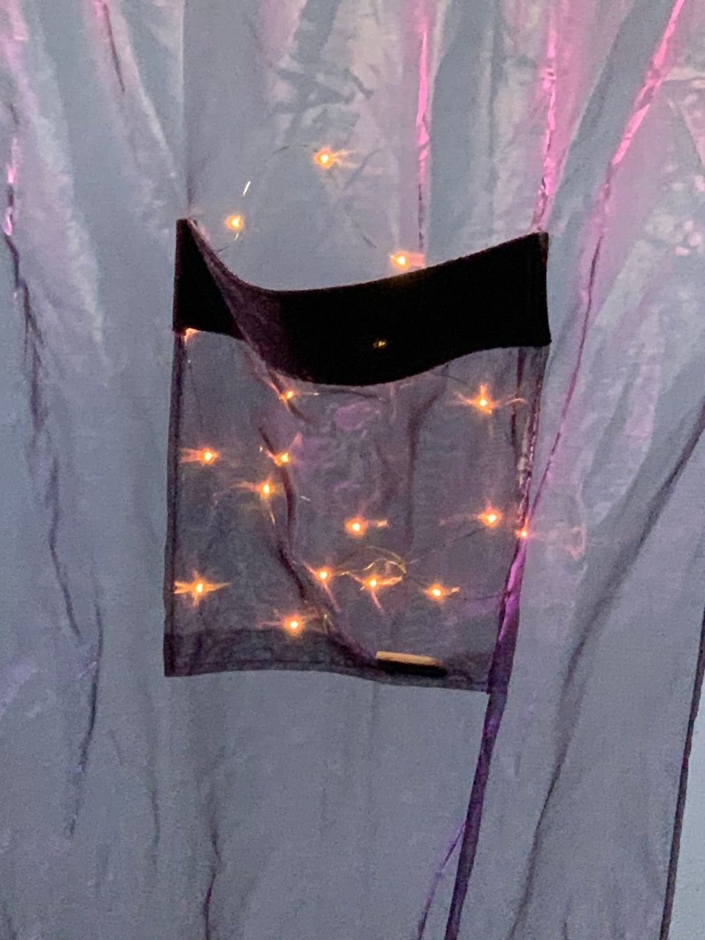 Tende: Voile/Samt Stoff mit 3 Taschen orange – Usato da St. Gallen venduto da Miousch 4