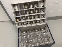 Weihnachtsbaumkugeln Silber