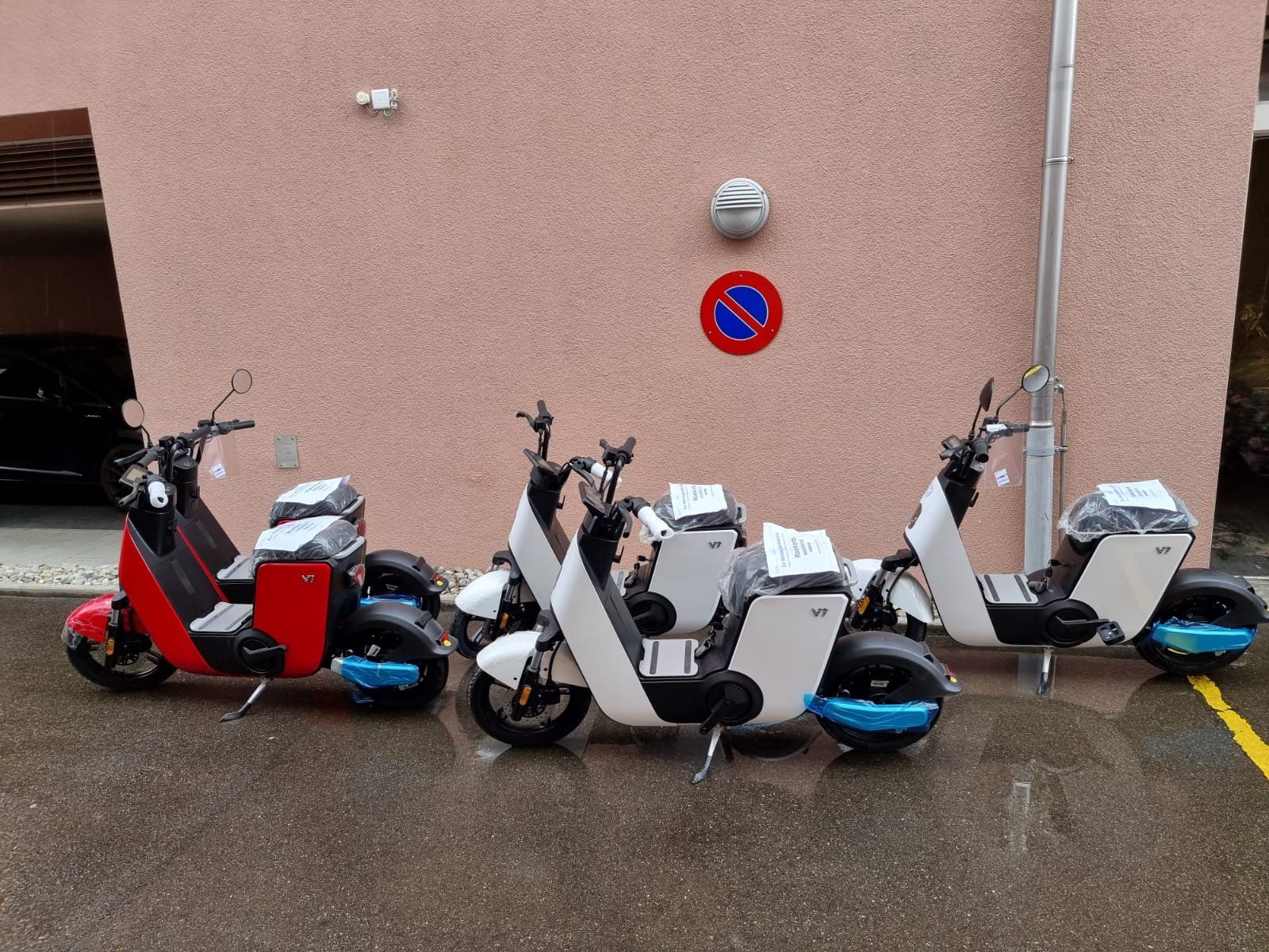 Yadea Scooter: YADEA Aktion E Scooter ganz neu – Nuovo (secondo la descrizione) da Zürich venduto da adi0111