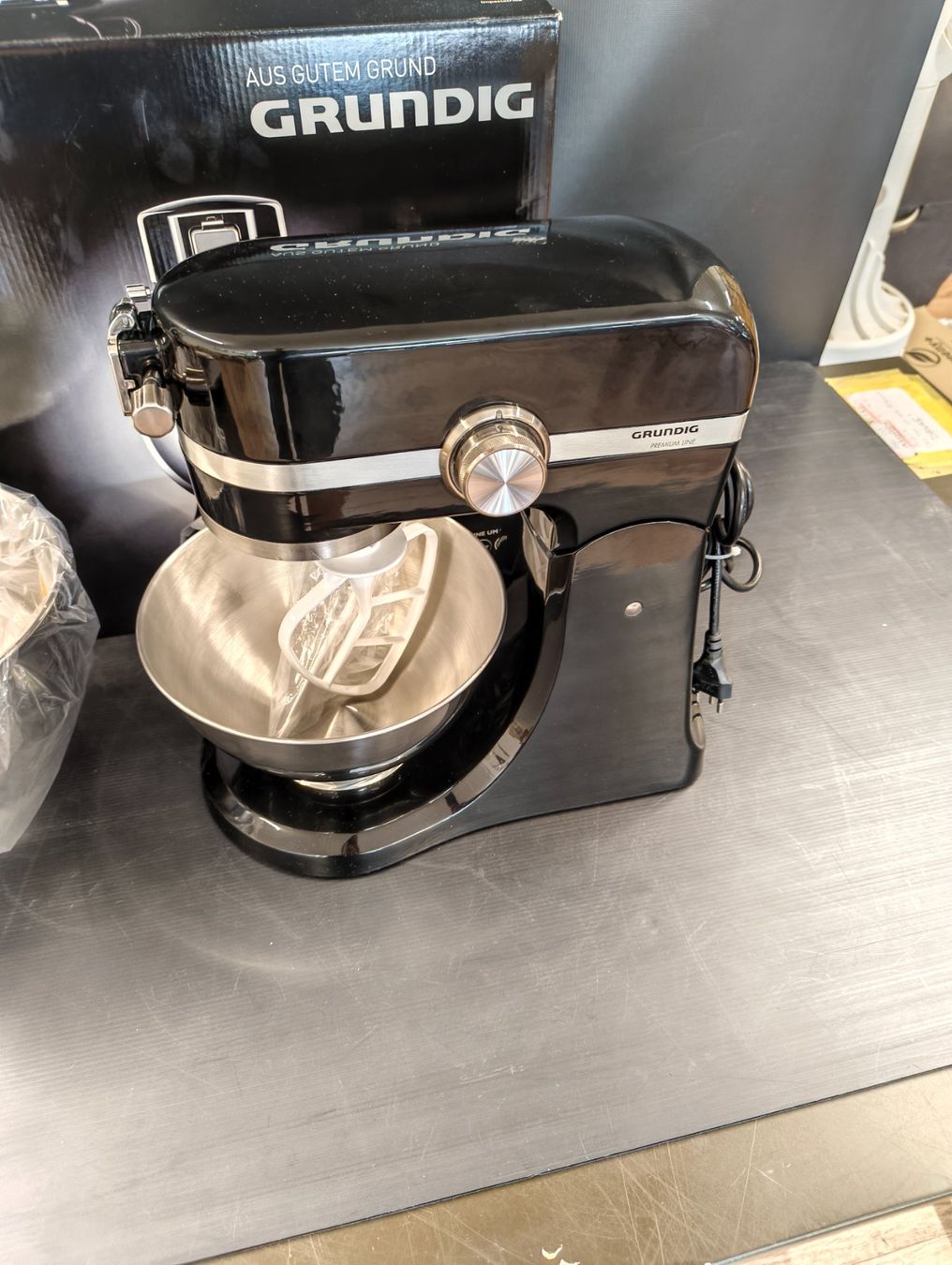Grundig Küchengeräte: Grundig UM 9140 Küchenmaschine – Gebraucht aus Basel von bk_brockibasel 5