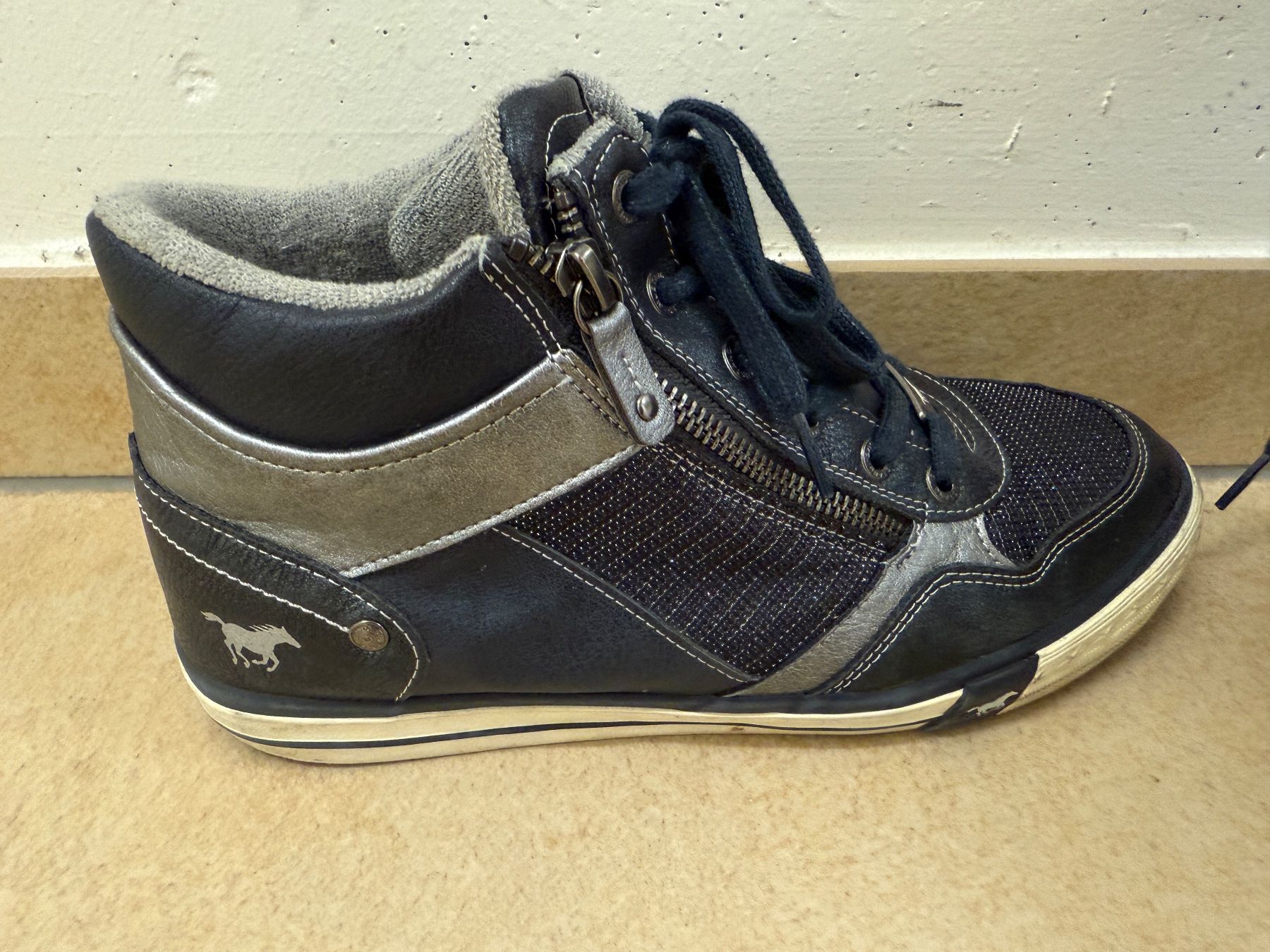 Mustang Scarpe da donna: Mustang Schuhe, Grösse 40 – Usato da Altendorf venduto da pgi_f8yq 1