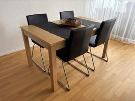 ausziehbarer Esstisch, Holz furniert, guter Zustand