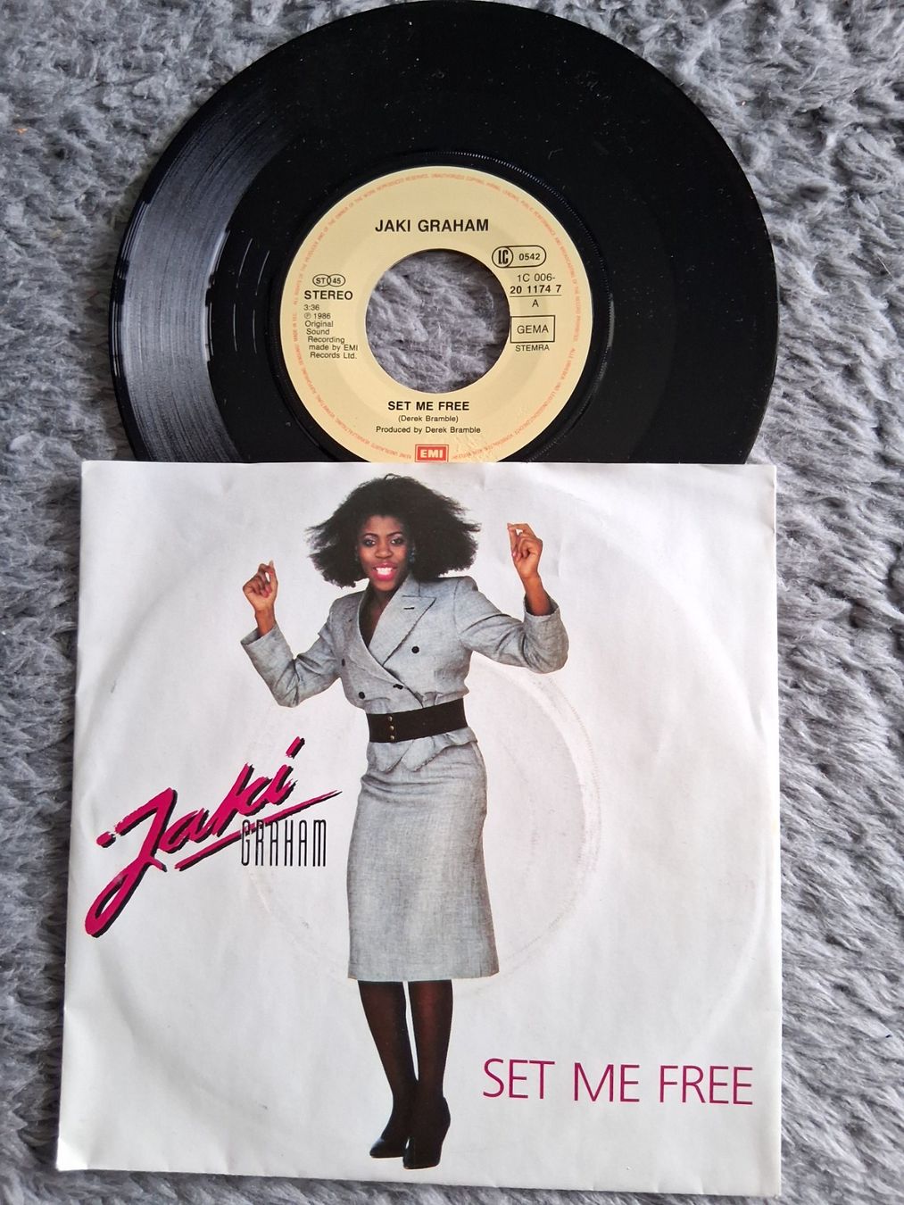Dischi in vinile: JAKI GRAHAM      SET ME FREE    7NER SINGLE – Usato da Wetzikon ZH venduto da Ramones01