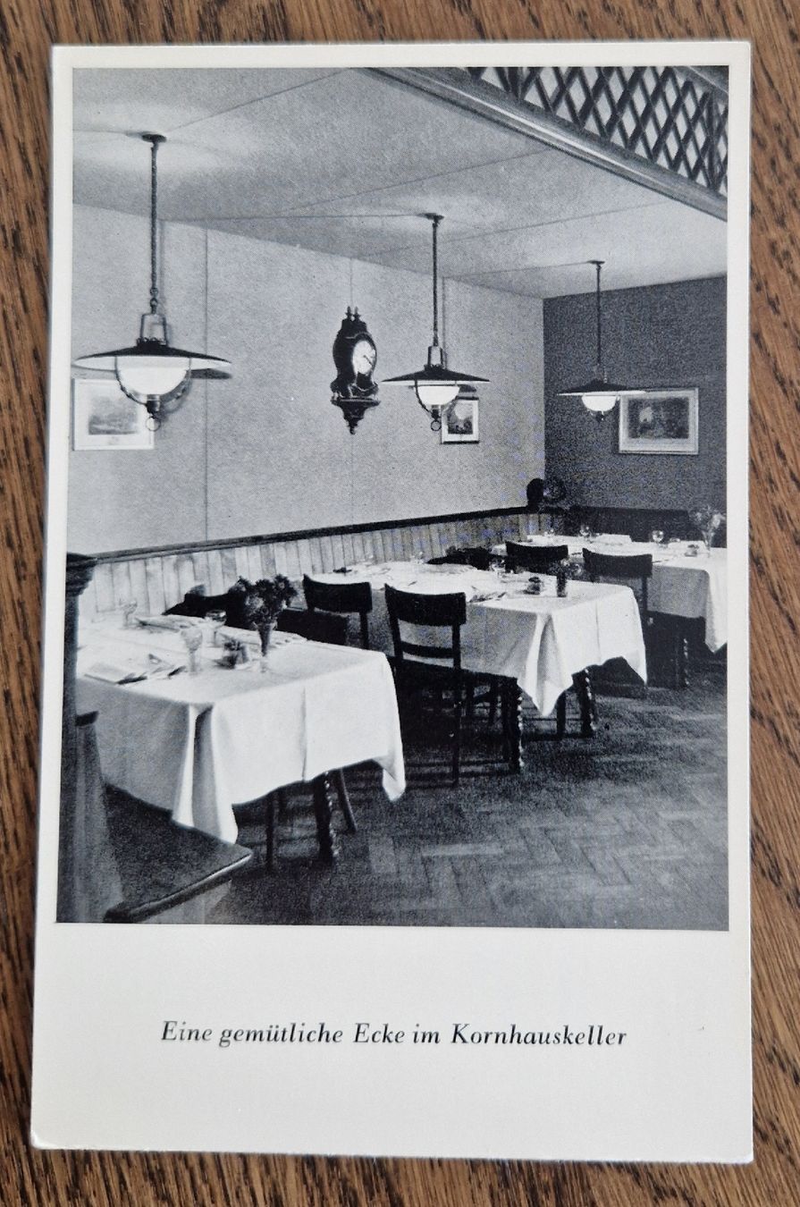 Cartoline postali: Gemütliche Ecke im Kornhauskeller, Bern – Usato da Ebikon venduto da Donar50