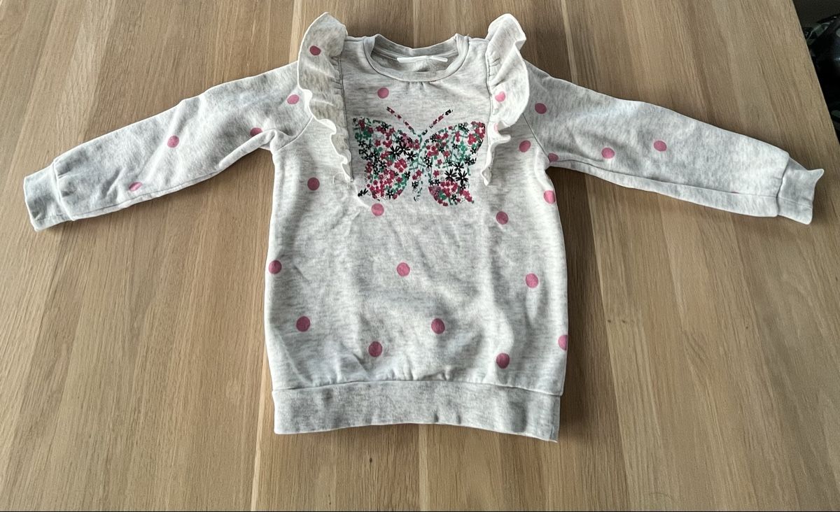 Maglioni & Felpe: Herziger Pullover - Grösse 98/104 – Usato da Tagelswangen venduto da PhilipH01