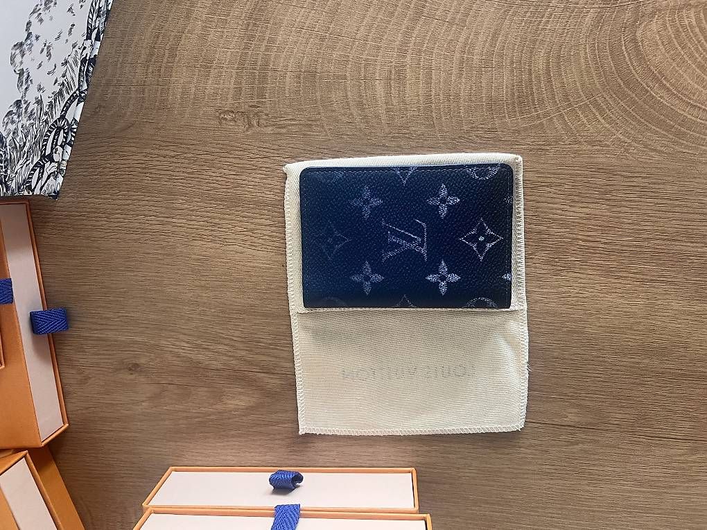 Louis Vuitton Portafogli: Louis Vuitton Pocket Organizer MNG – Nuovo (secondo la descrizione) da St. Gallen venduto da nightrider96