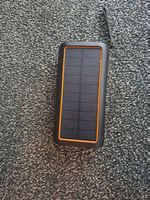 30000mAh Revolt Solar-Powerbank mit extra-Solar + Kurbel