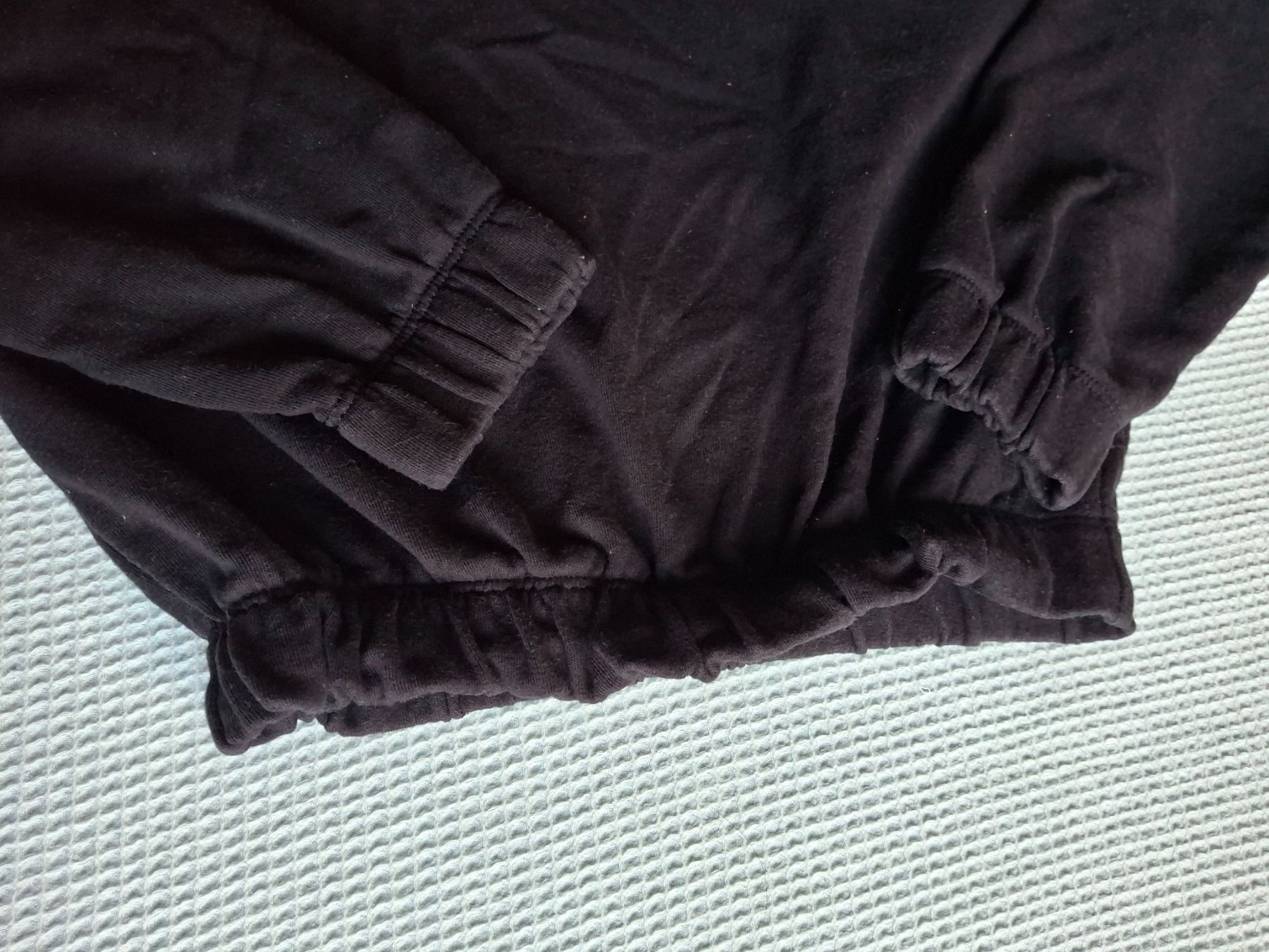 Tezenis Maglioni & Felpe: Pull sweat noir taille XS marque Tezenis – Usato da Villiers venduto da san_jn5w 1