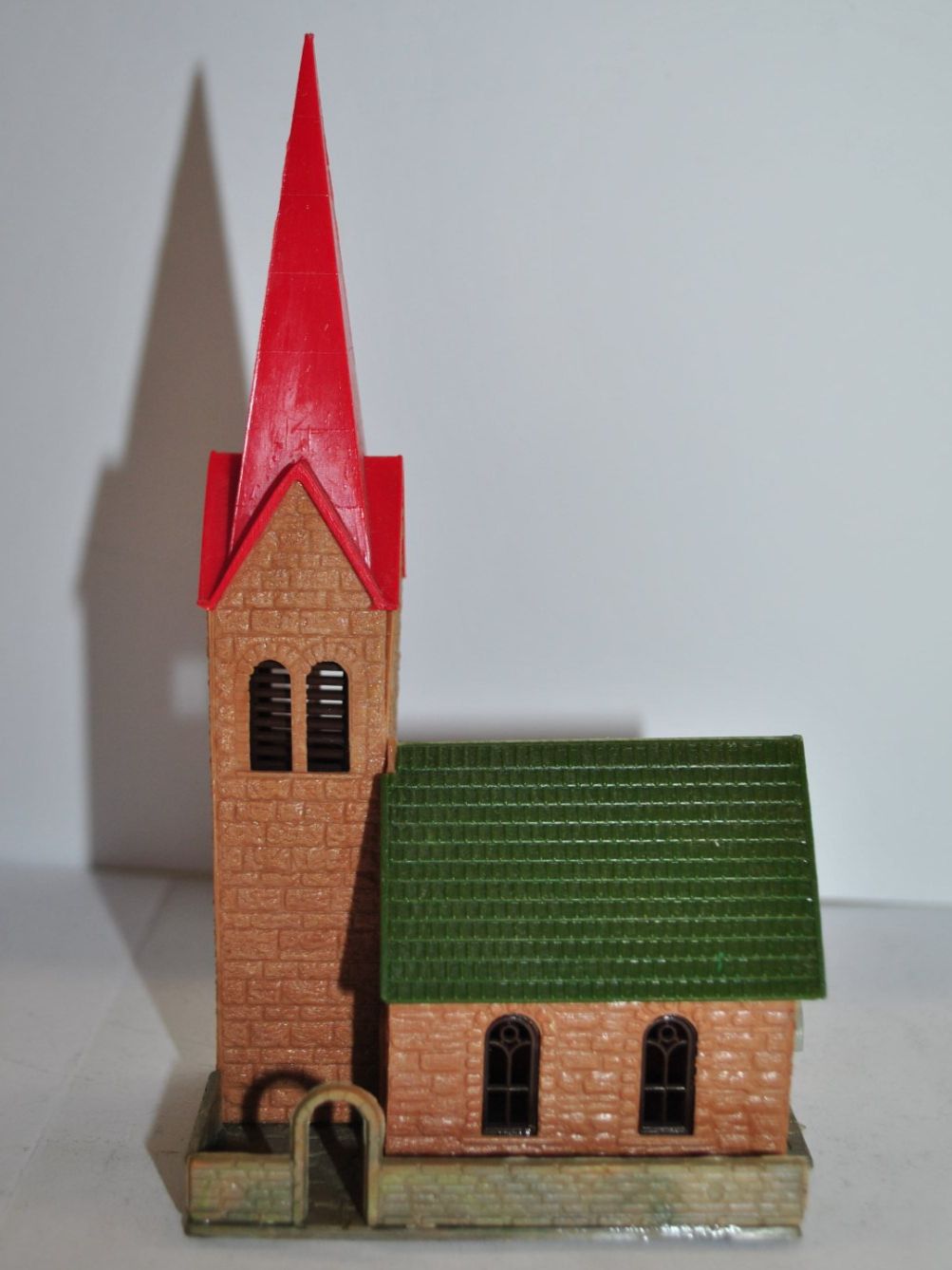 Faller Modellini di ferrovie: Faller Kirche N (PDB019) – Usato da Aarwangen venduto da Bahnsupport 2