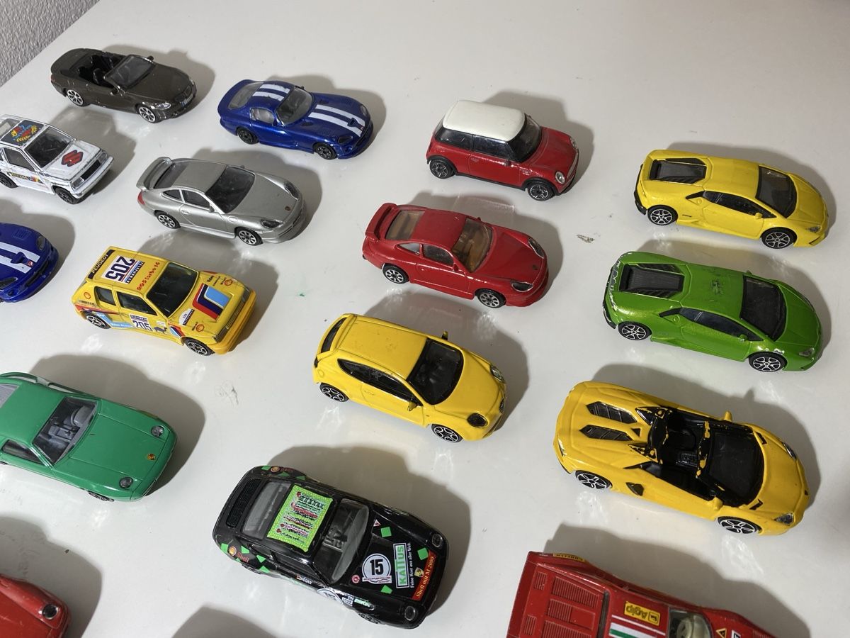 Bburago Modellini d'auto: Bburago Autos – Usato da Winterthur venduto da ben_9vxx 2