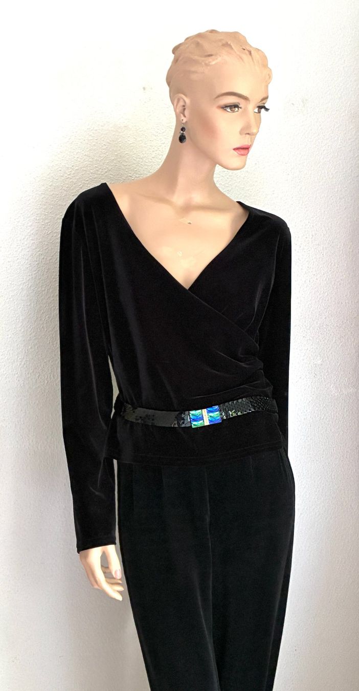 Costumes: Schwarzes Samt Ensemble Top/Hose/Gürtel – D'occasion à Kloten par Nephty 2