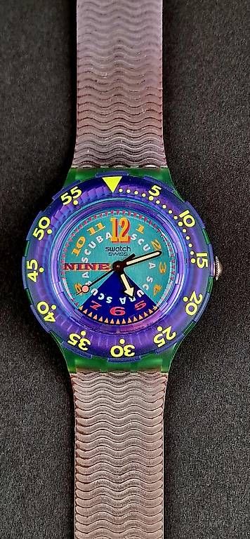 Montres: Swatch Scuba 200 Bermuda Triangle SDN106 – D'occasion à Bassersdorf par Zwoebschi 1