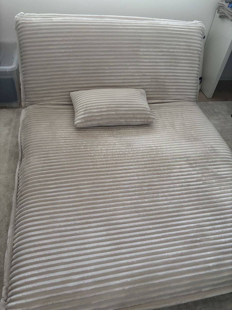 Divani: Schlafsofa Cord beige Neu – Nuovo (secondo la descrizione) da Lömmenschwil venduto da pv_cr 2